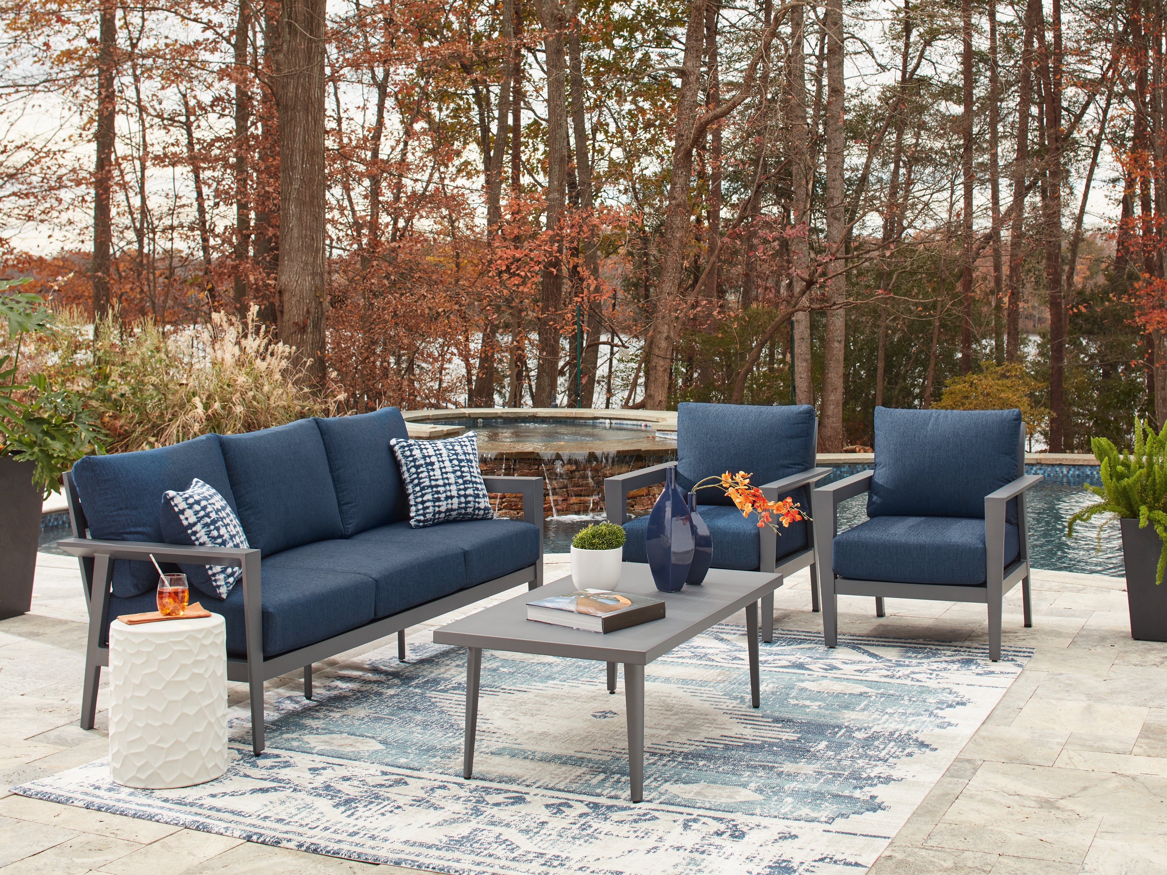 Gali Outdoor Sofa/Chairs/Table Set (Set of 4)