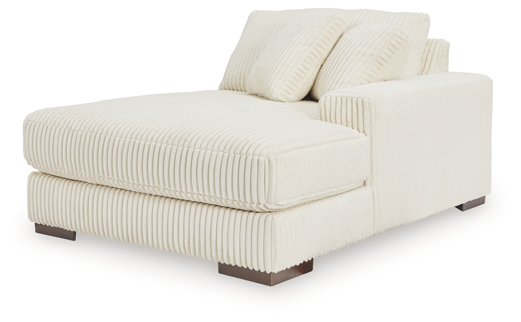 Lindyn Super Chaise