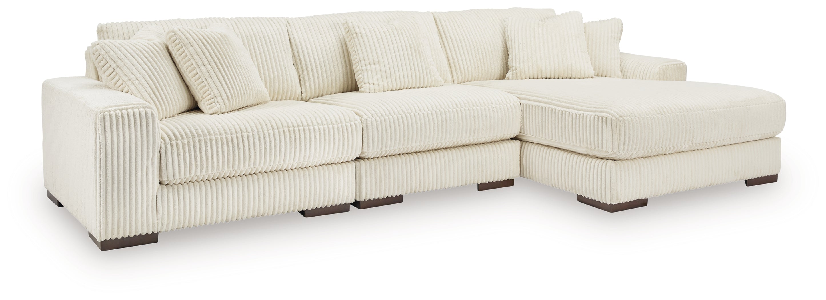 Lindyn 3-Piece Sectional with Chaise