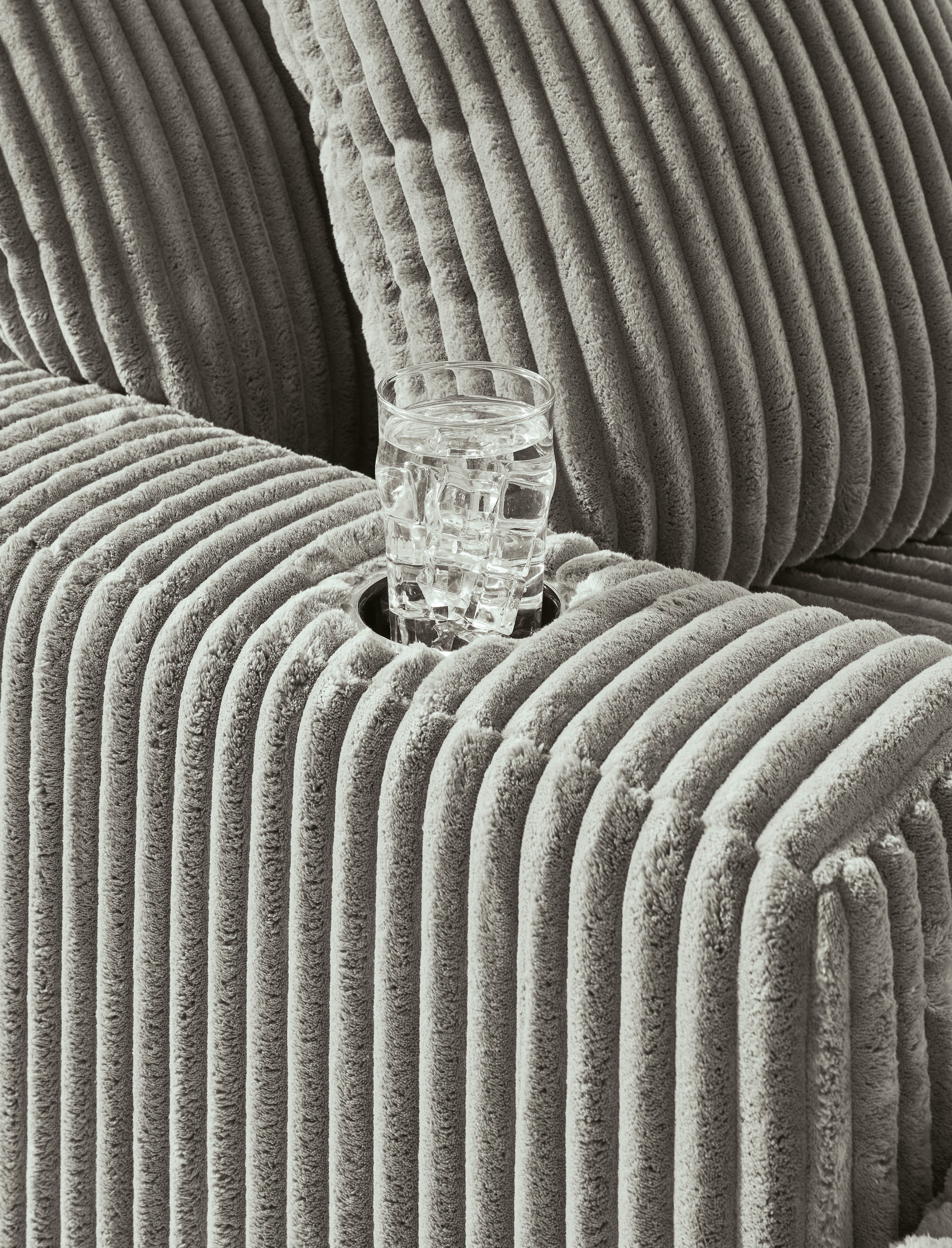 Lindyn Chaise