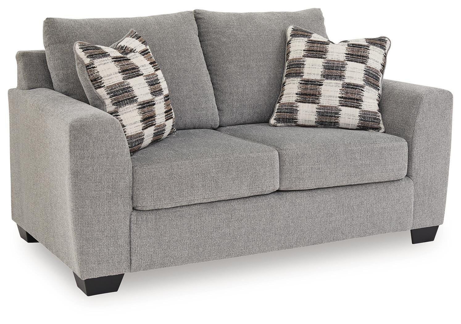 Loreo Loveseat