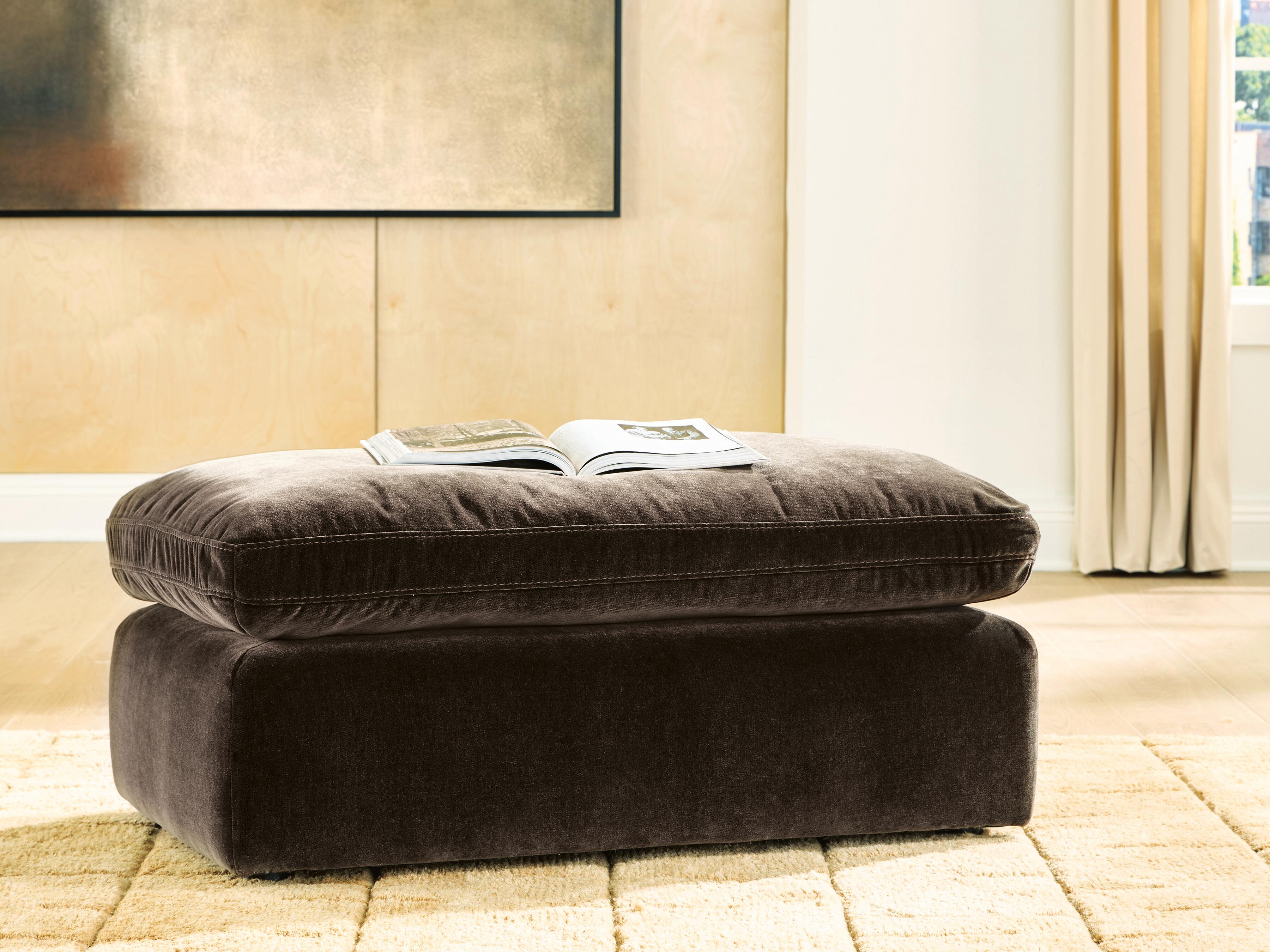 Maxton Heights Ottoman