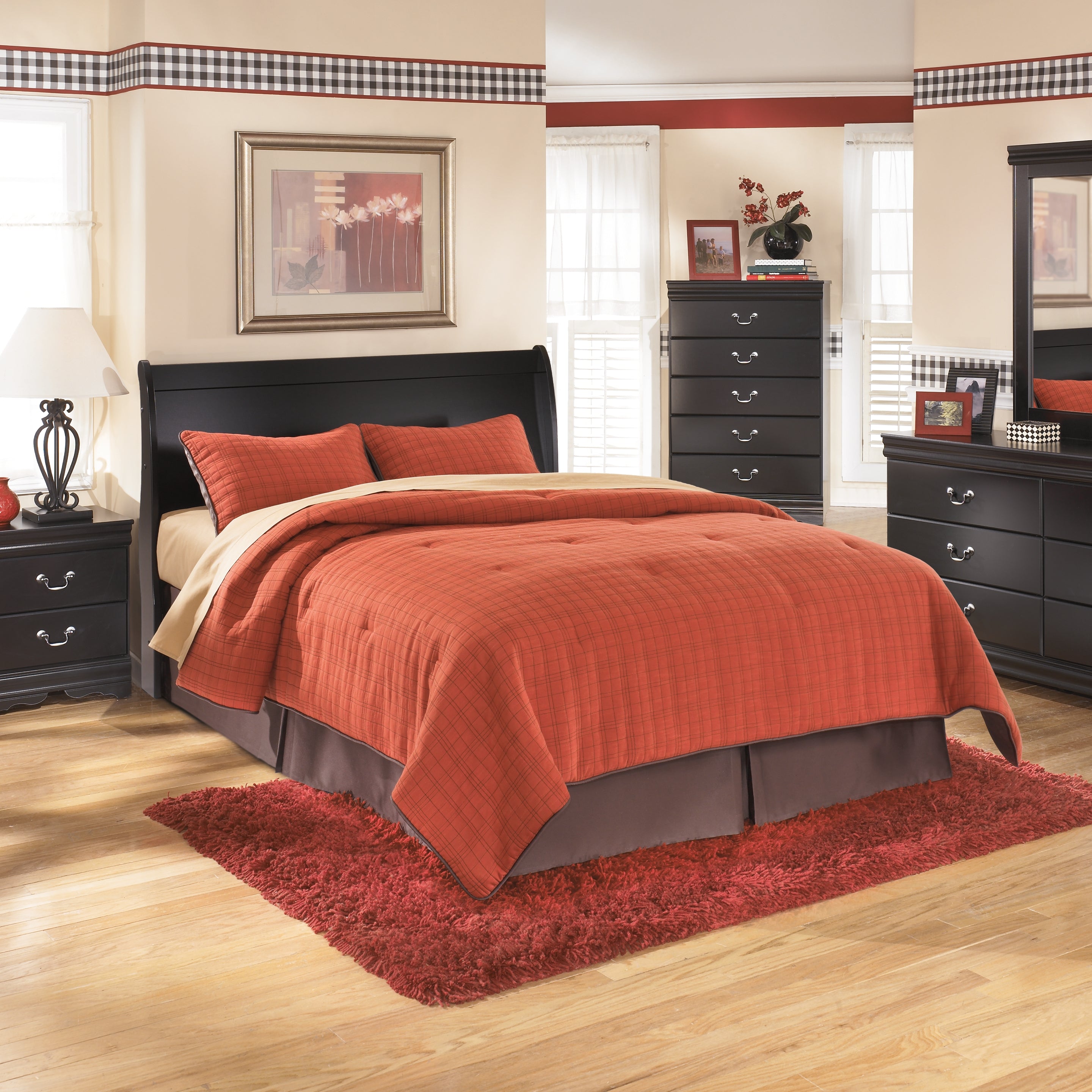 Huey Vineyard Queen Sleigh Headboard
