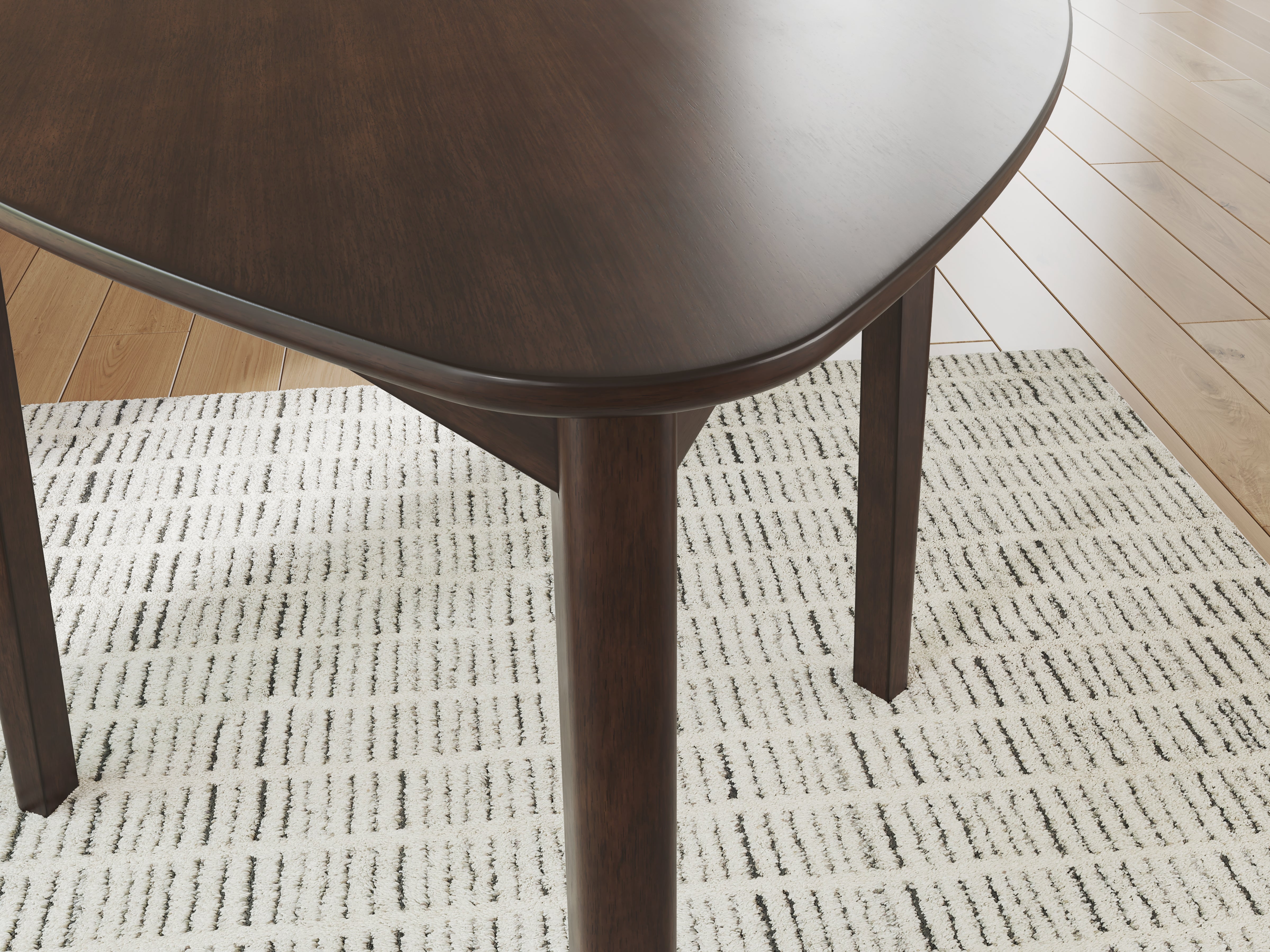 Mallenette Dining Table