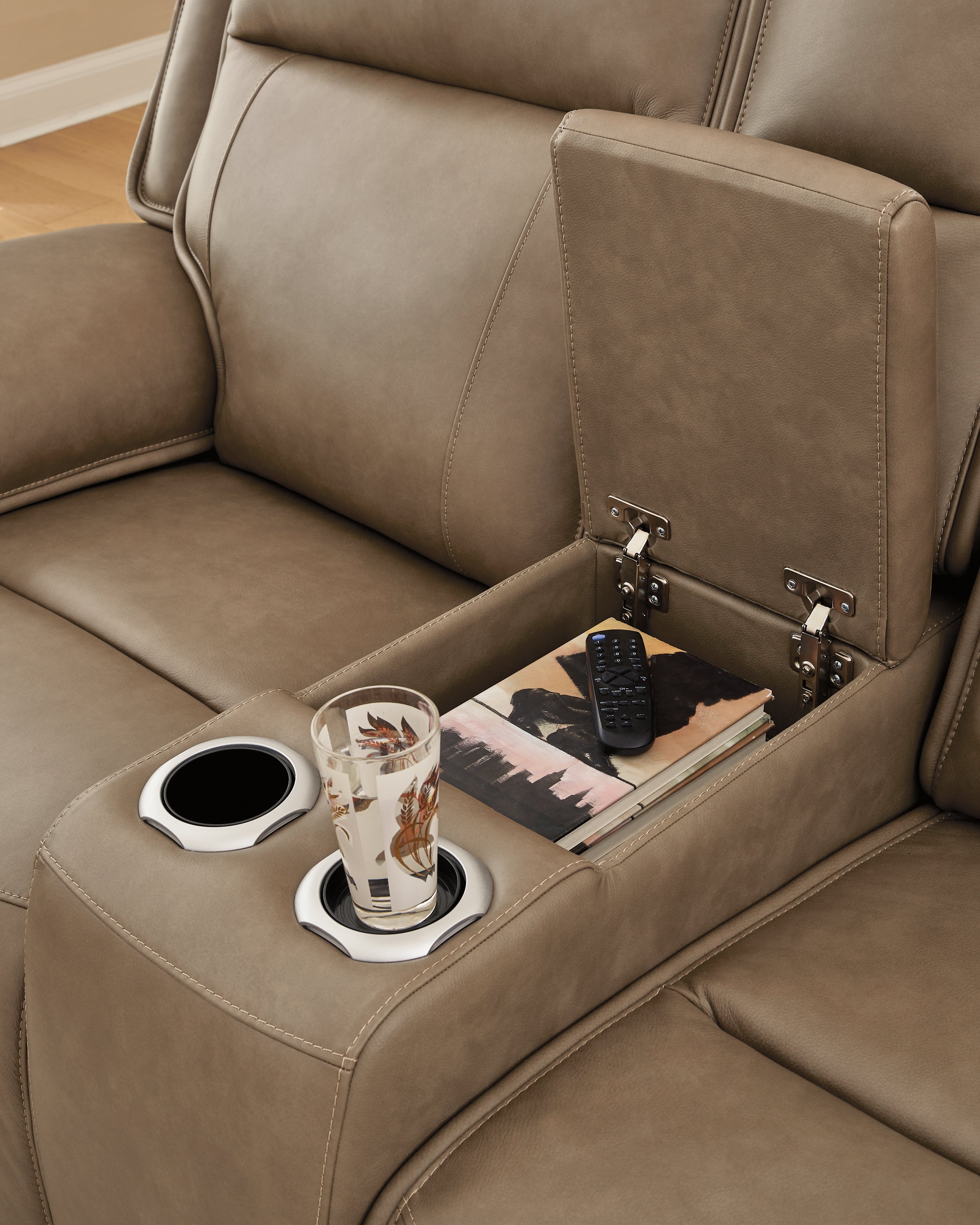 Glencroft Power Reclining Loveseat with Console
